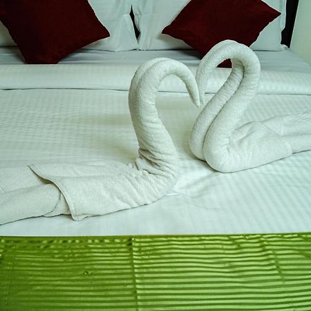 Caravan Holiday Homes Витири Екстериор снимка